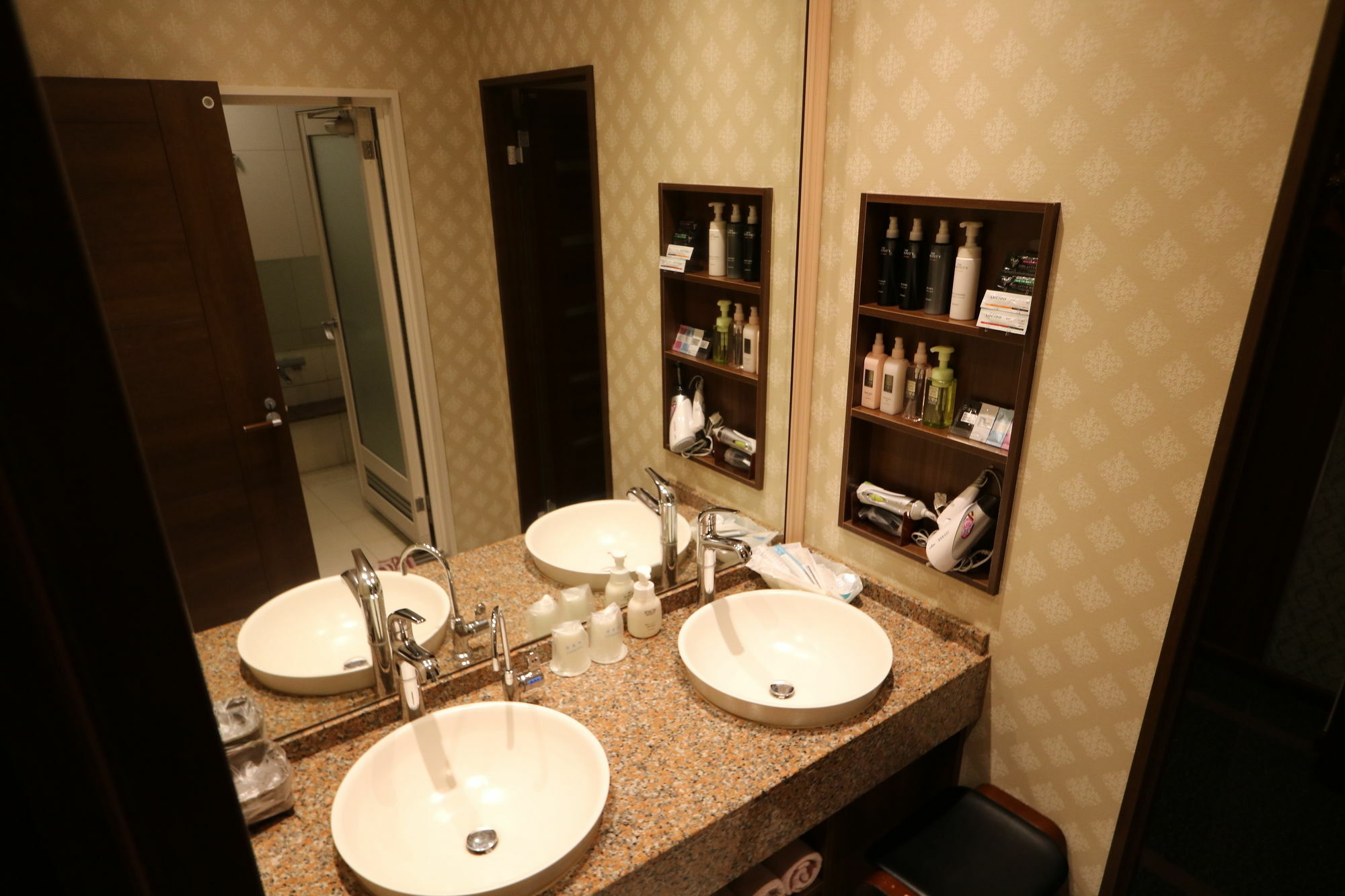 Hotel Sari Resort Takinoyashiro (Adults Only) Kato  Exteriör bild